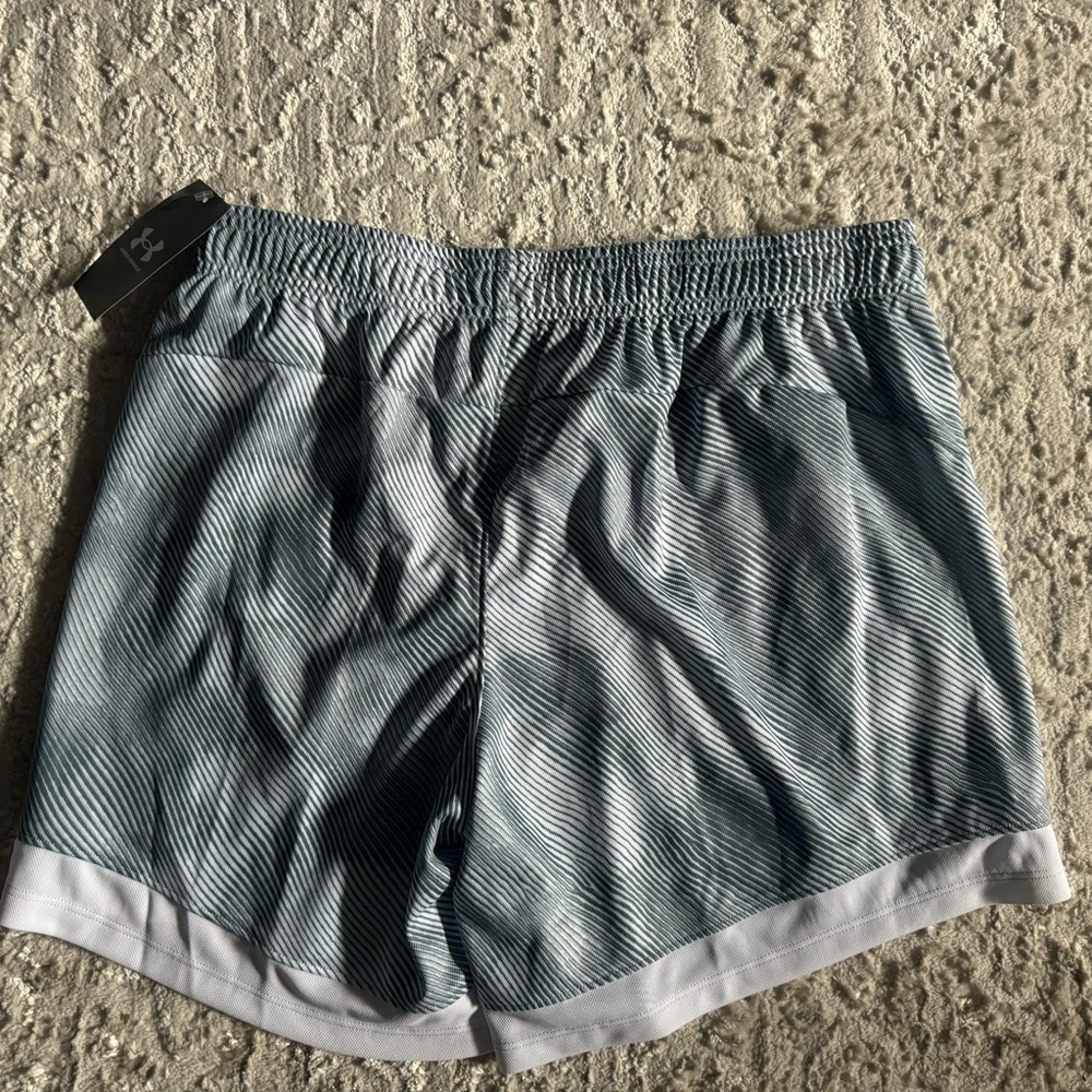 Under Armour Women's Athletic Shorts in Gray and White - Picture 3 of 4